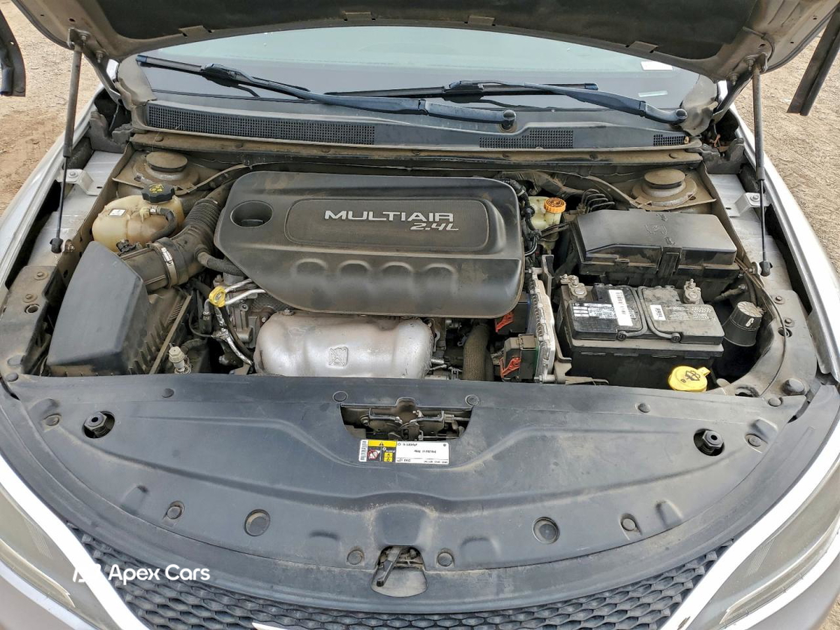 Chrysler 200 2015