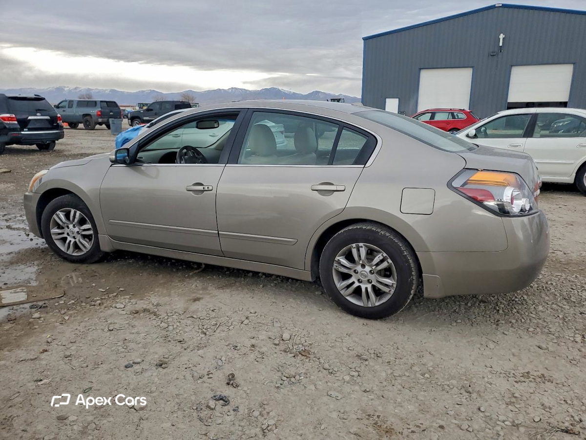 Nissan Altima 2011