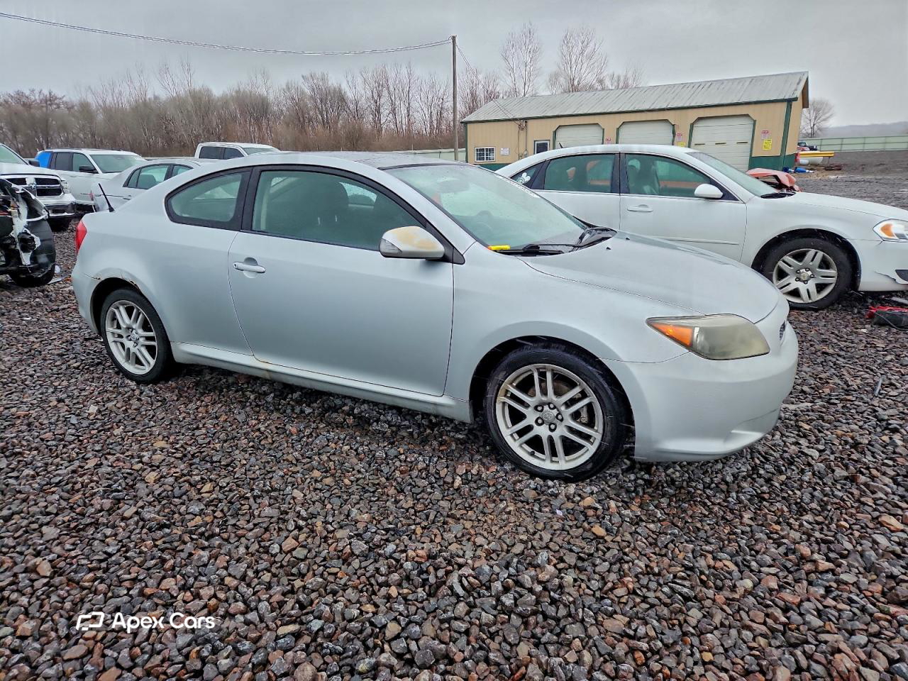 Toyota  2005