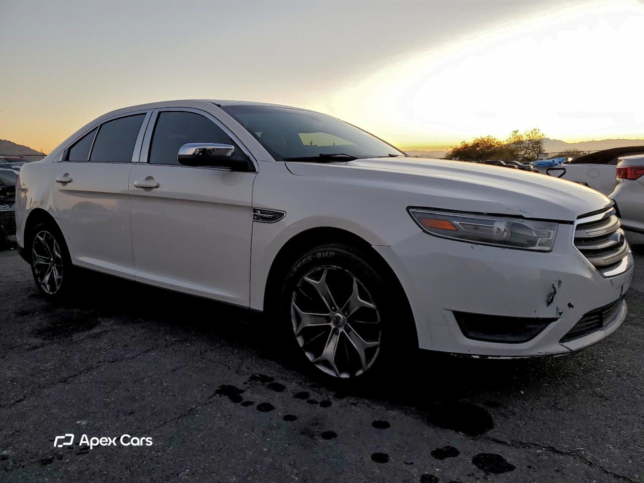 Ford Taurus 2014