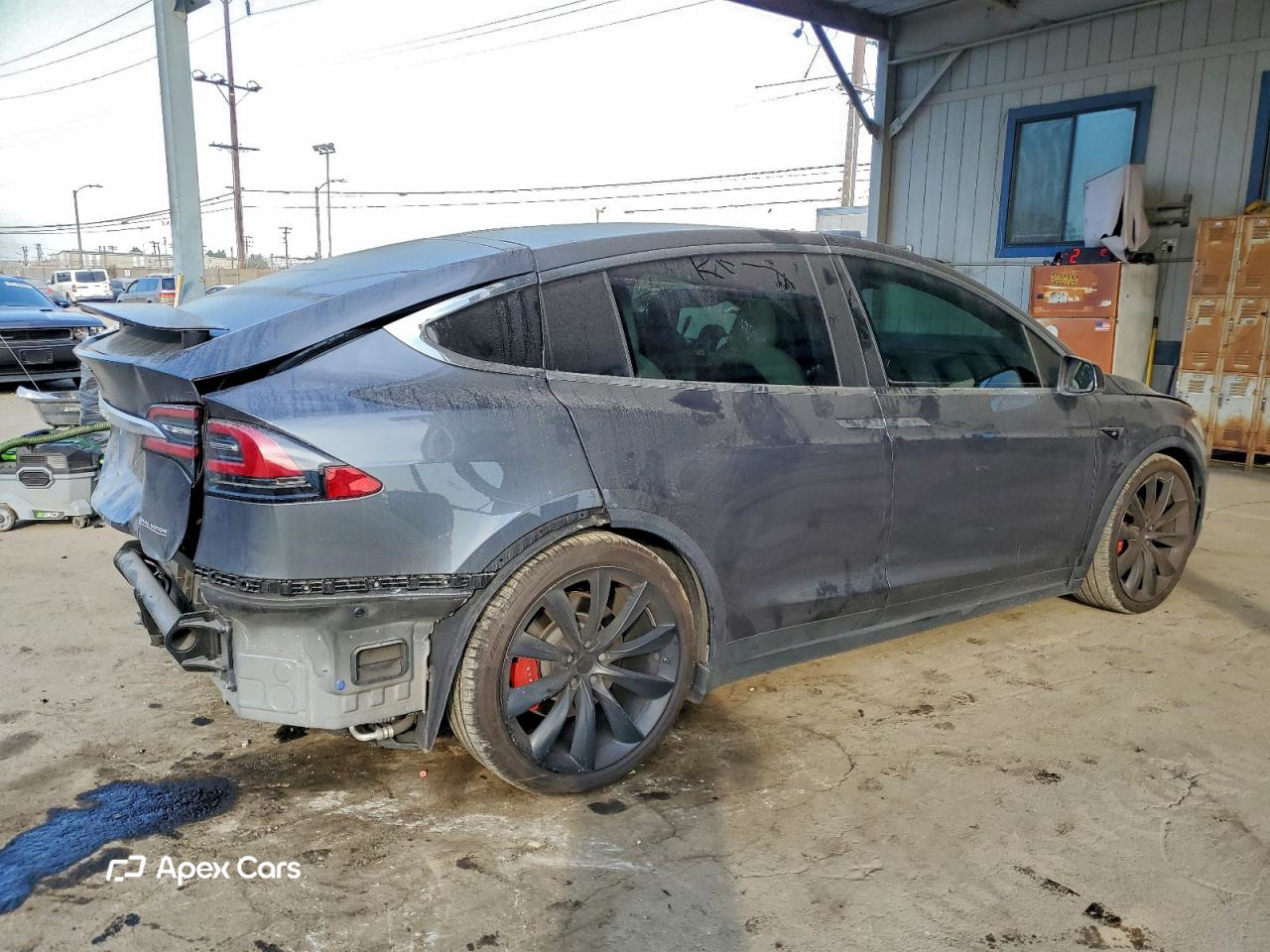 Tesla Model X 2020