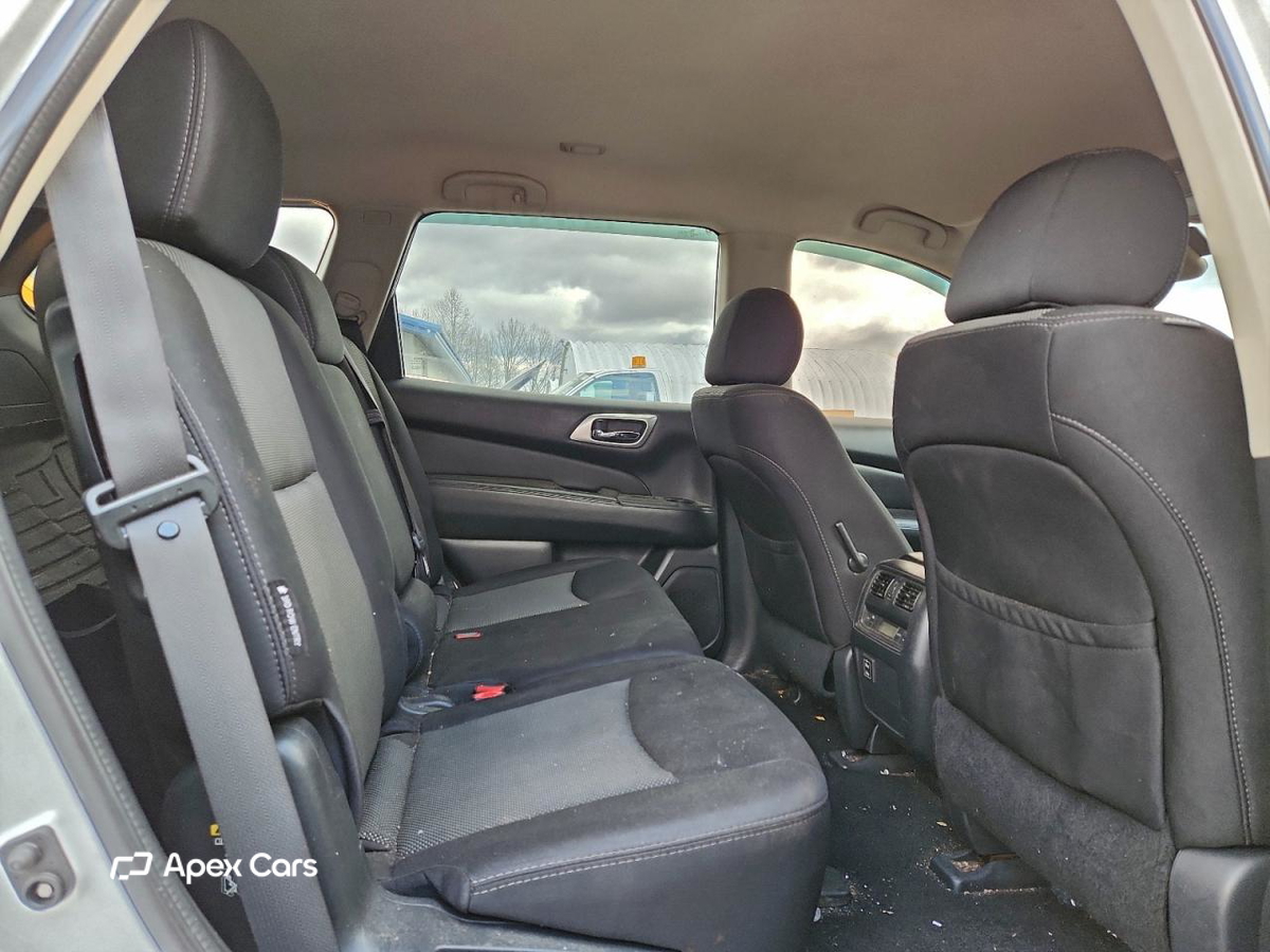 Nissan Pathfinder 2018