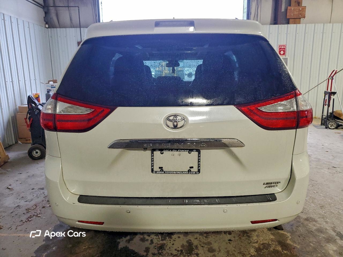 Toyota Sienna 2017
