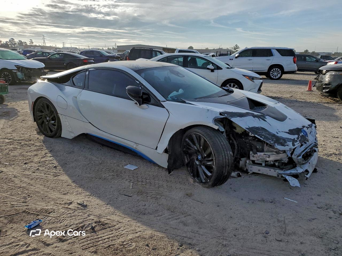 BMW i8 2016