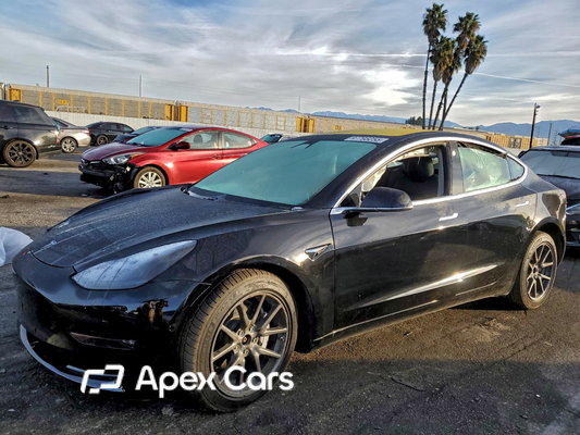 Tesla Model 3 2019 - Image 1 of 12
