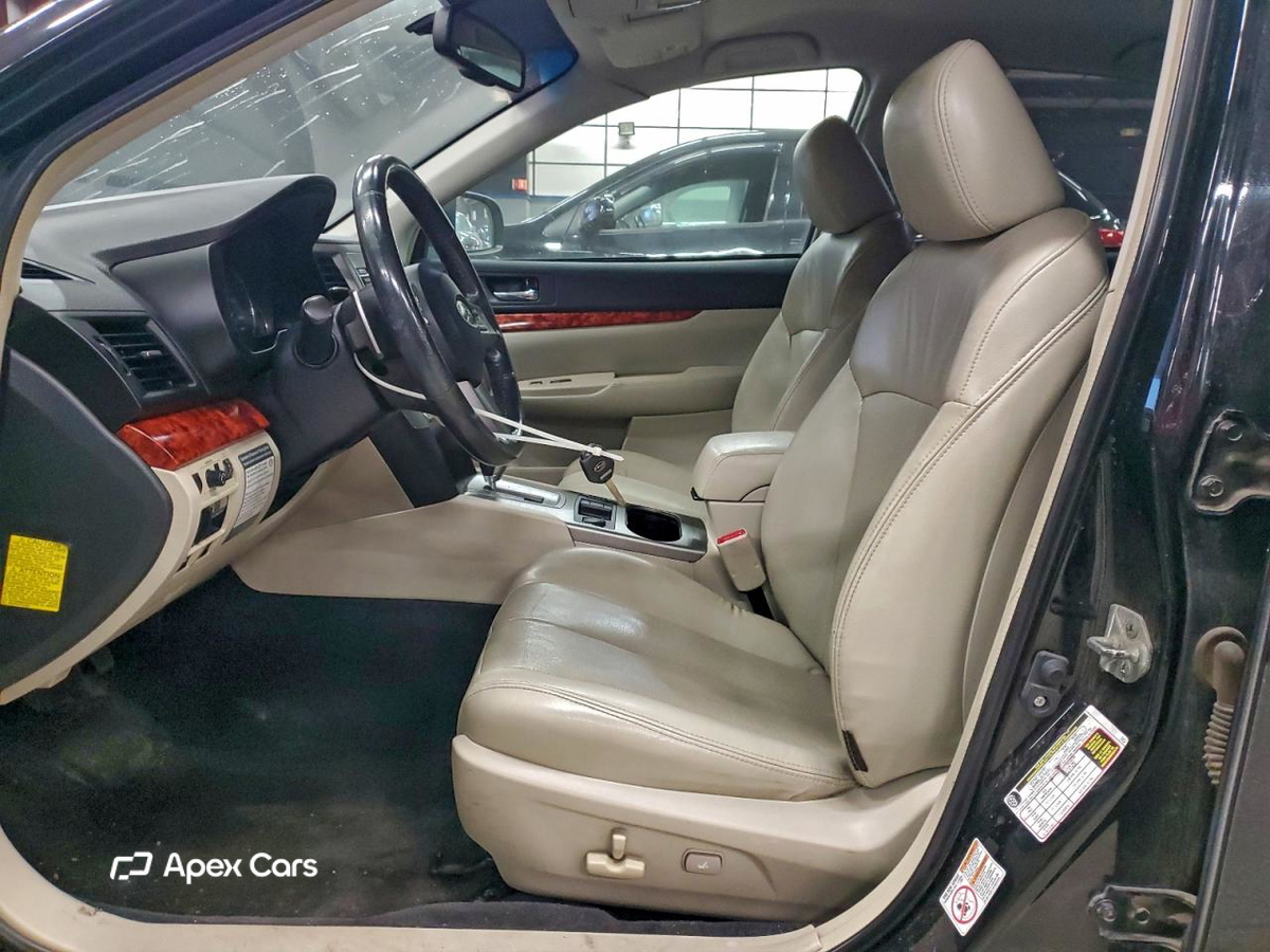 Subaru Legacy 2011