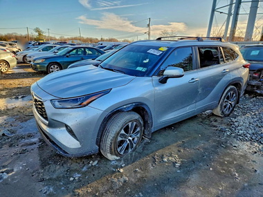 Toyota Highlander 2023 - Zdjęcie 1 z 12