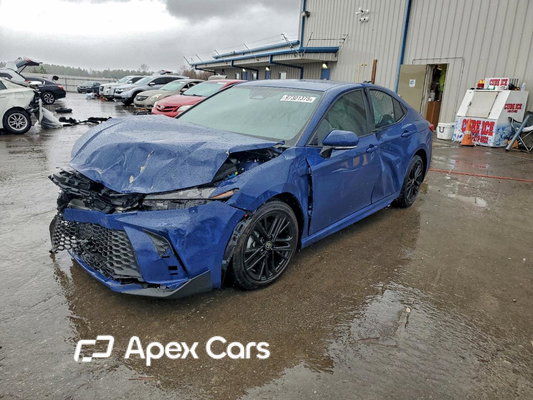 Toyota Camry 2025 - Image 1 of 13