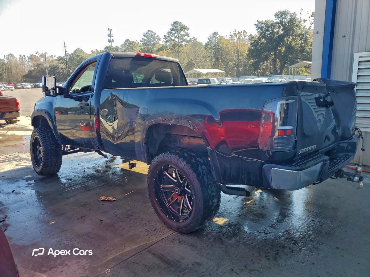 GMC Sierra 2011