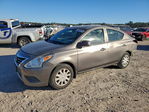Nissan Versa 2015