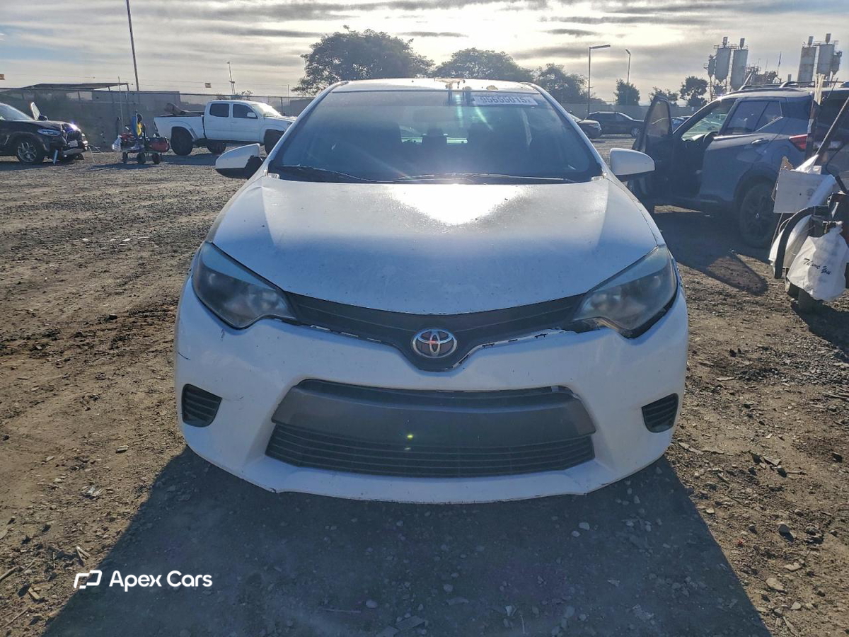 Toyota Corolla 2015