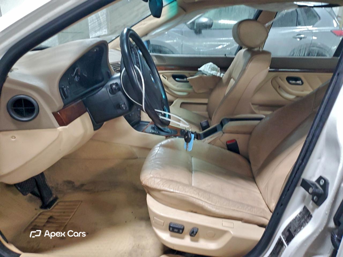 BMW Series 5 2001