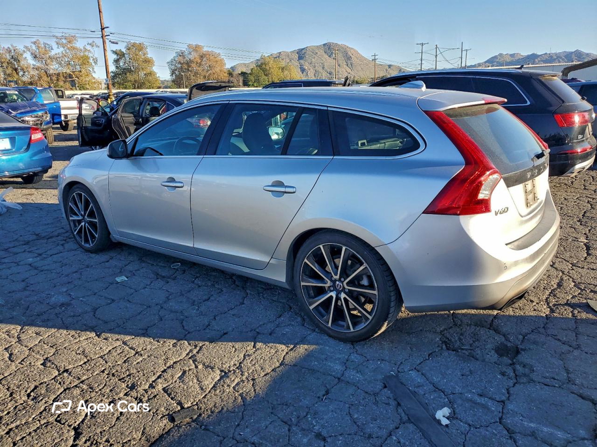 Volvo V60 2016