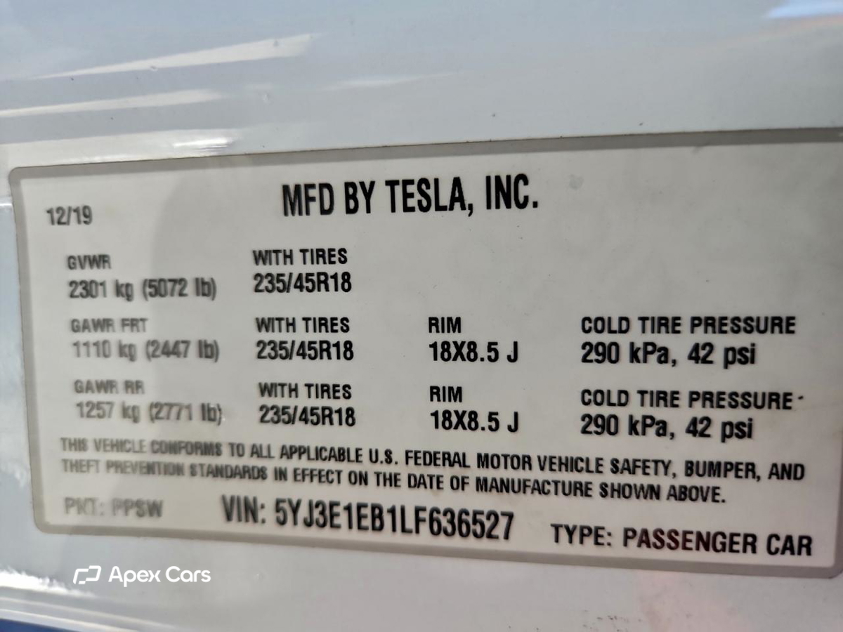 Tesla Model 3 2020