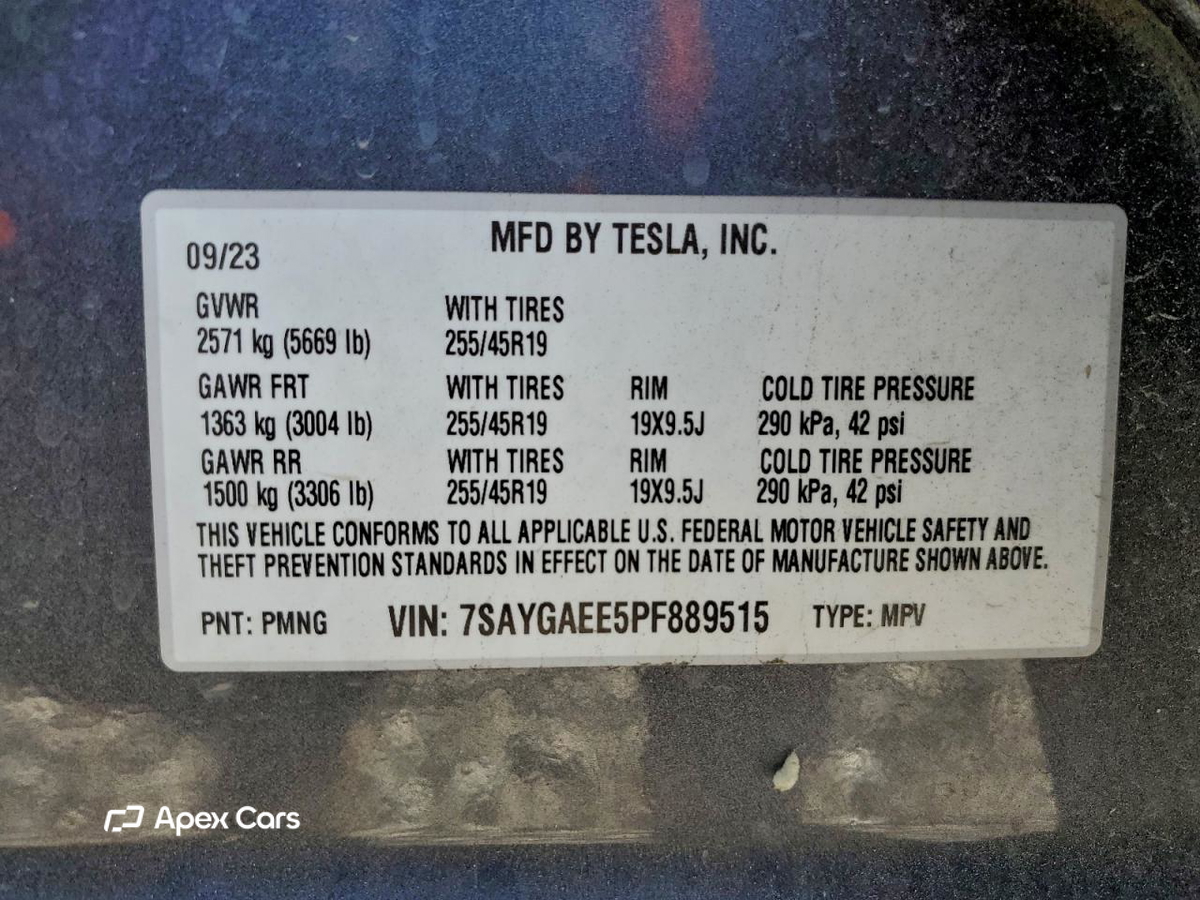 Tesla Model Y 2023
