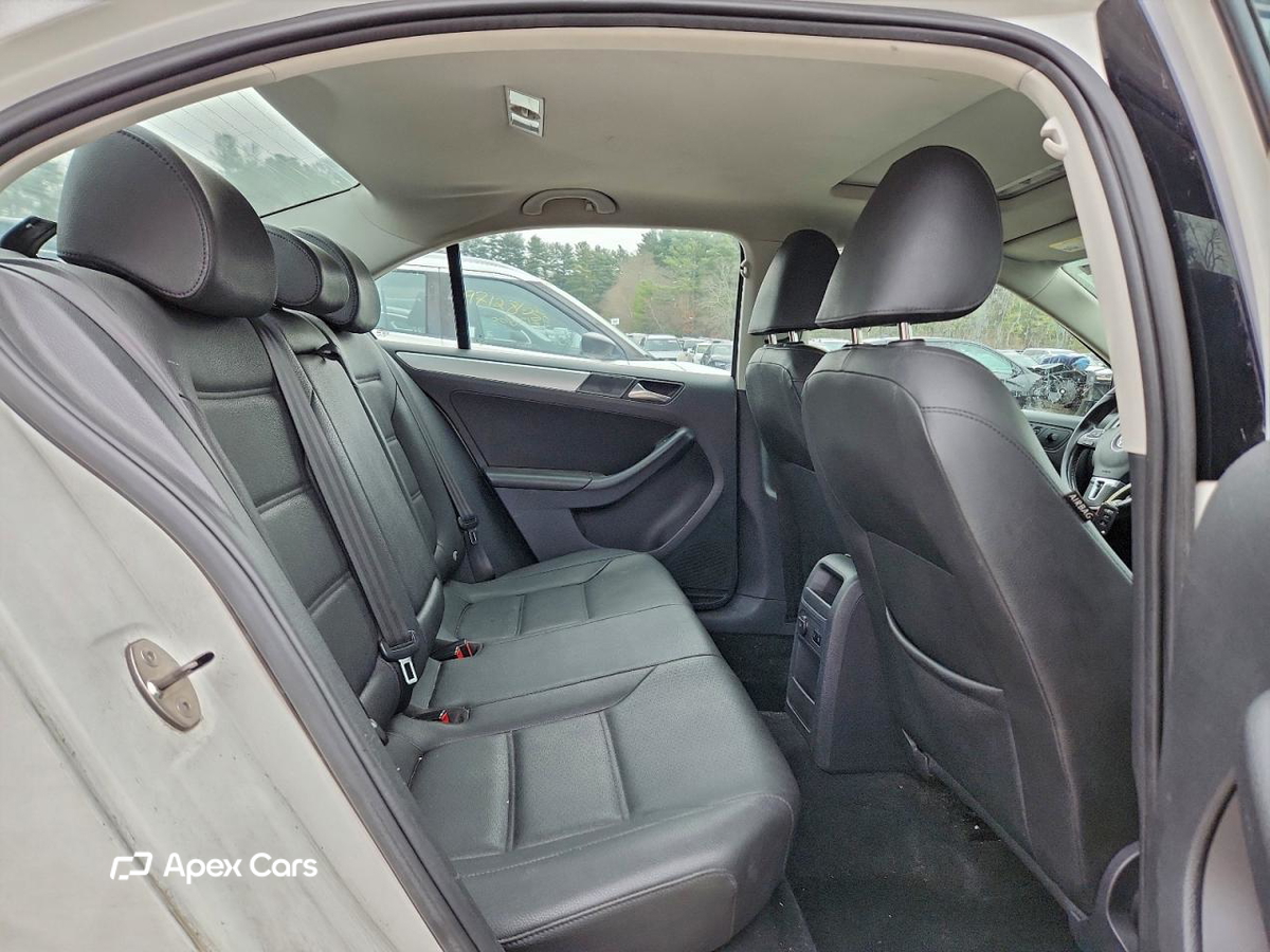 Volkswagen Jetta 2012