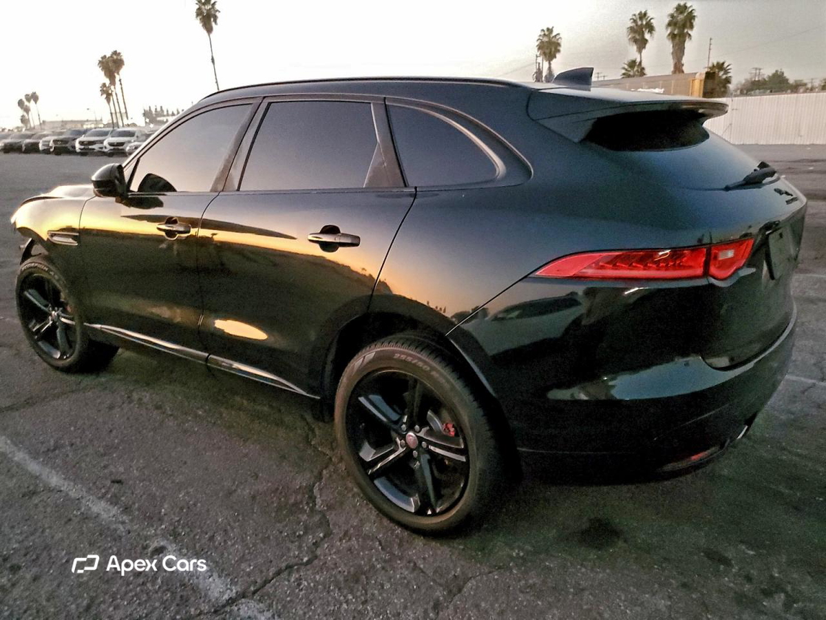 Jaguar F-Pace 2017