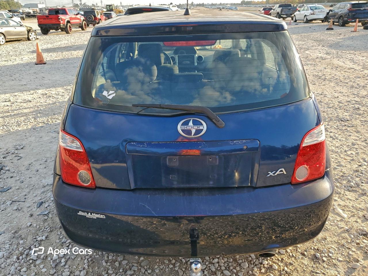 Scion xA 2006