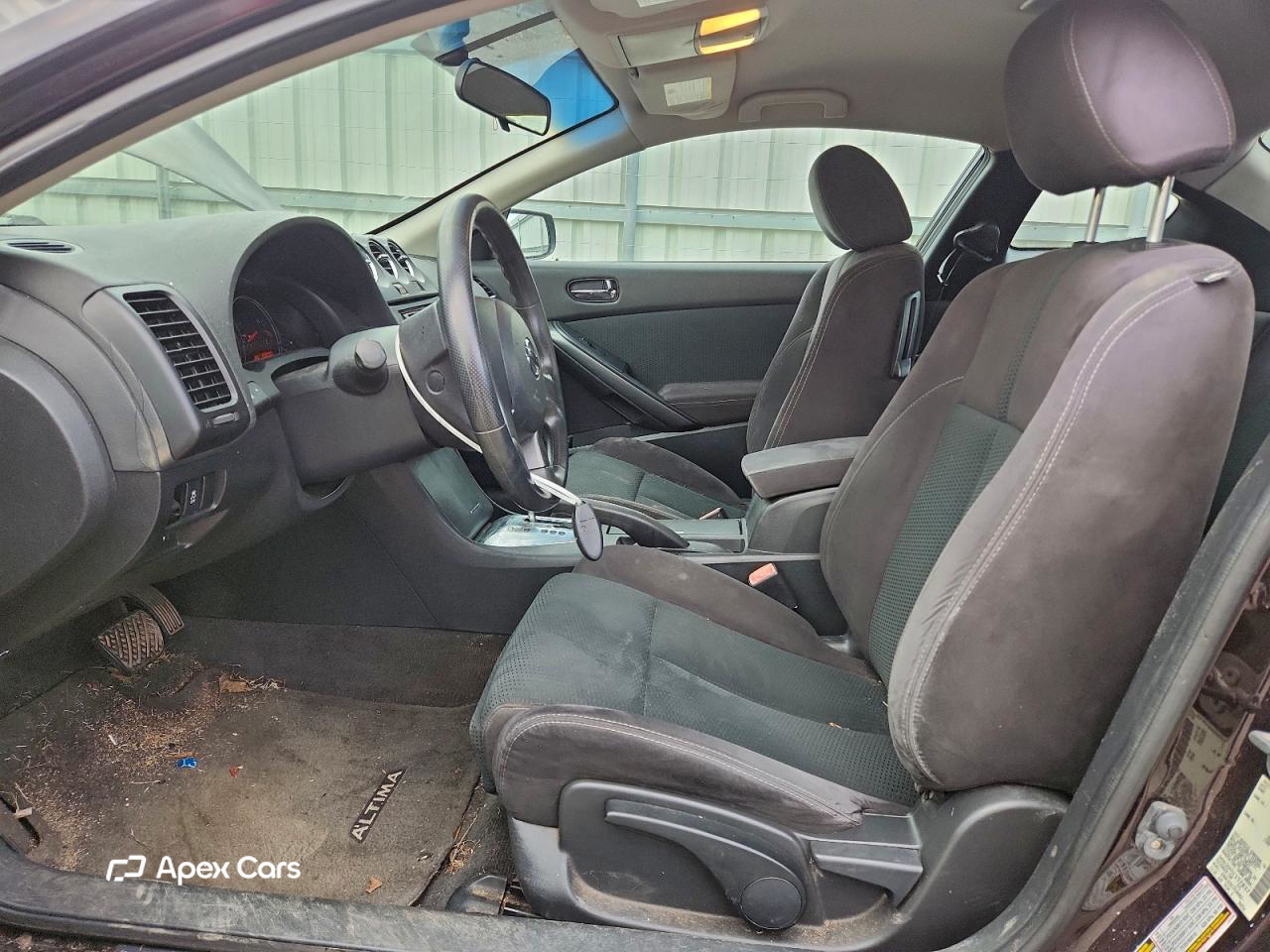 Nissan Altima 2012