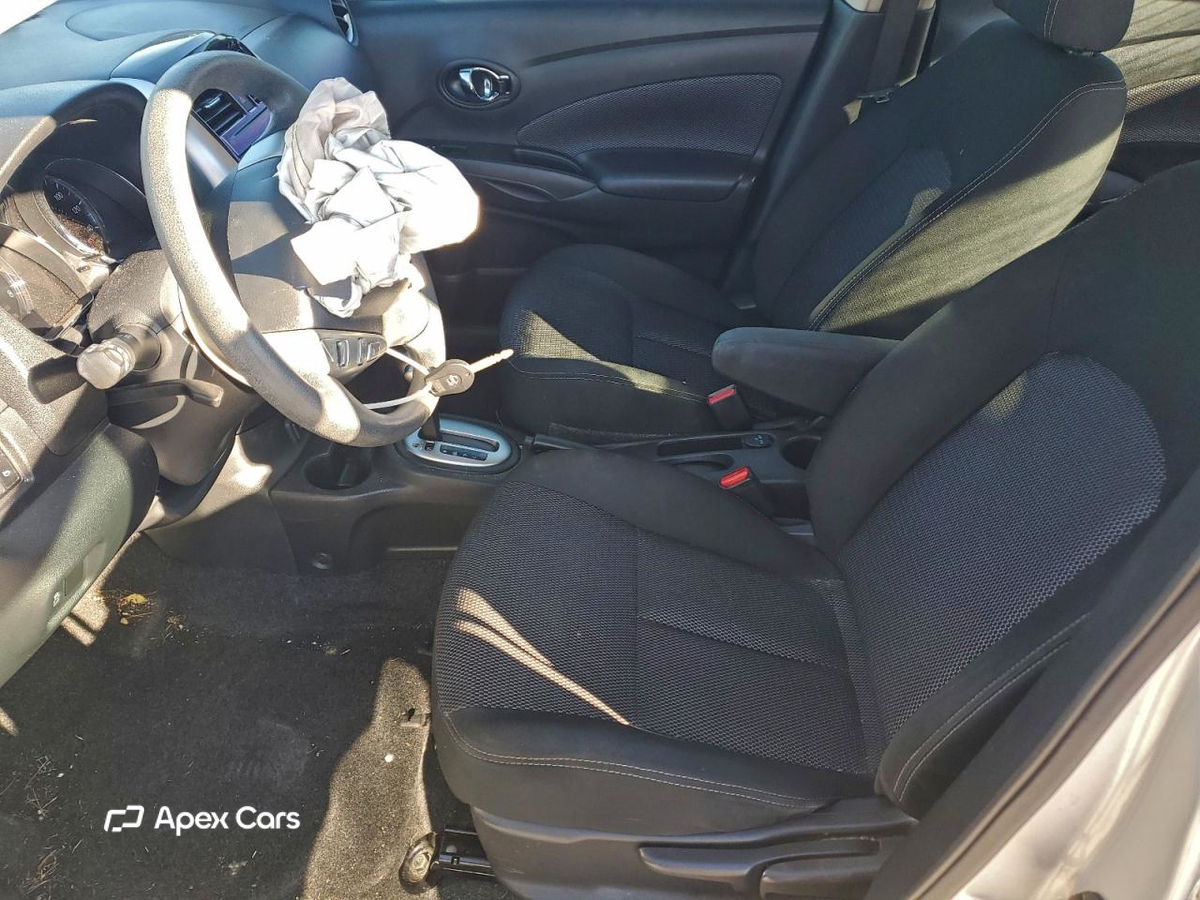 Nissan Versa 2018