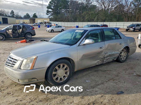 Cadillac DTS 2010 - Image 1 of 13