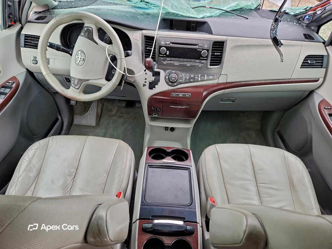 Toyota Sienna 2012
