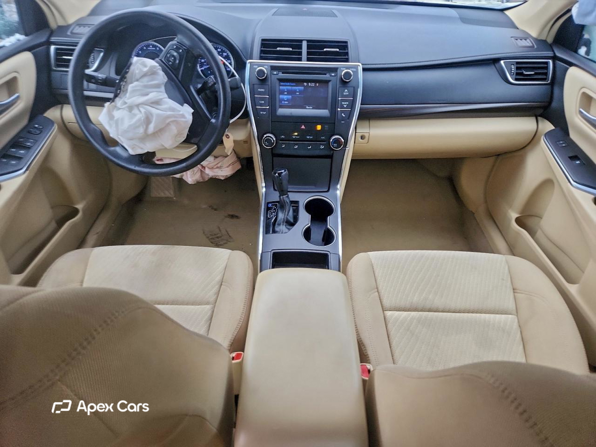 Toyota Camry 2016