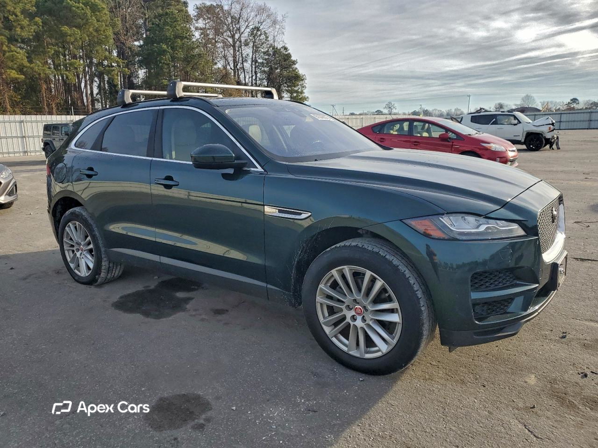 Jaguar F-Pace 2017