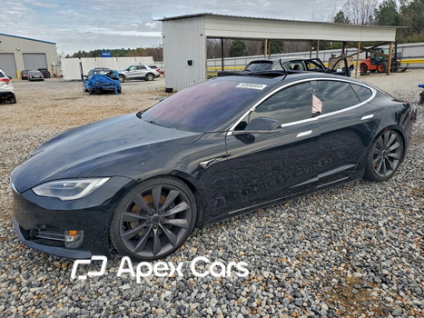 Tesla Model S 2017 - Image 1 of 13
