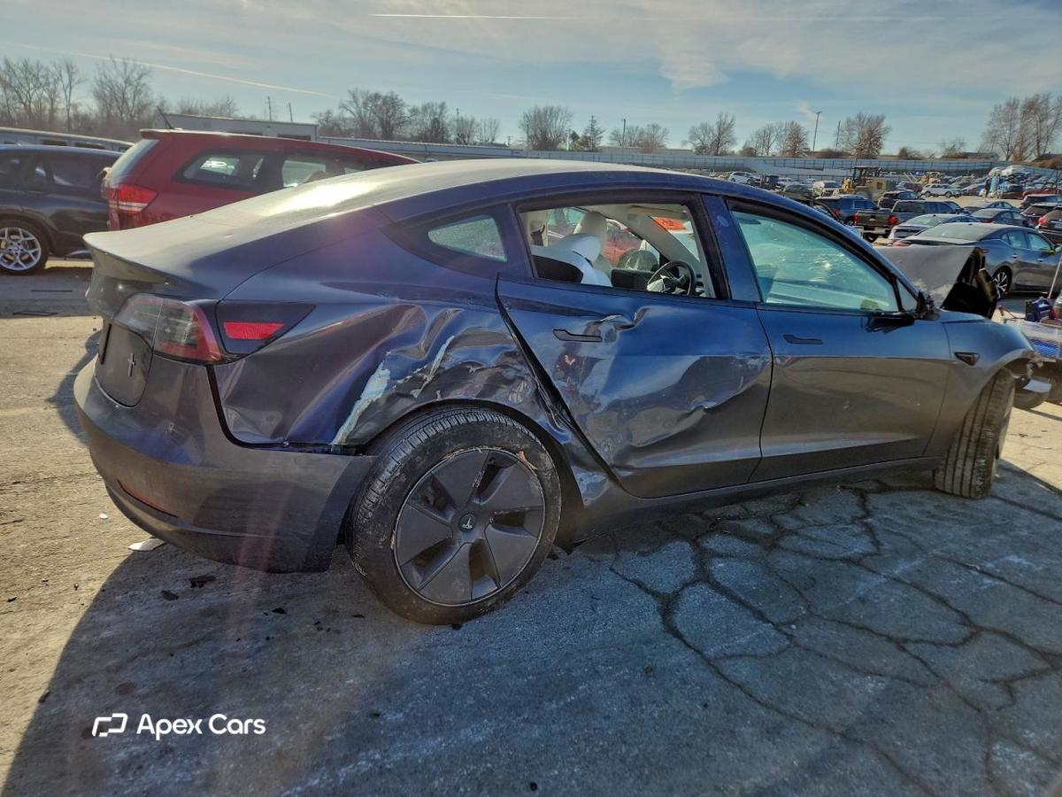 Tesla Model 3 2023