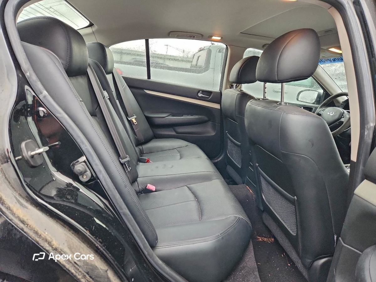 Infiniti G 2008