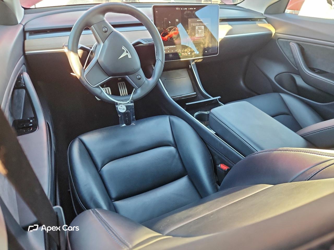 Tesla Model 3 2020