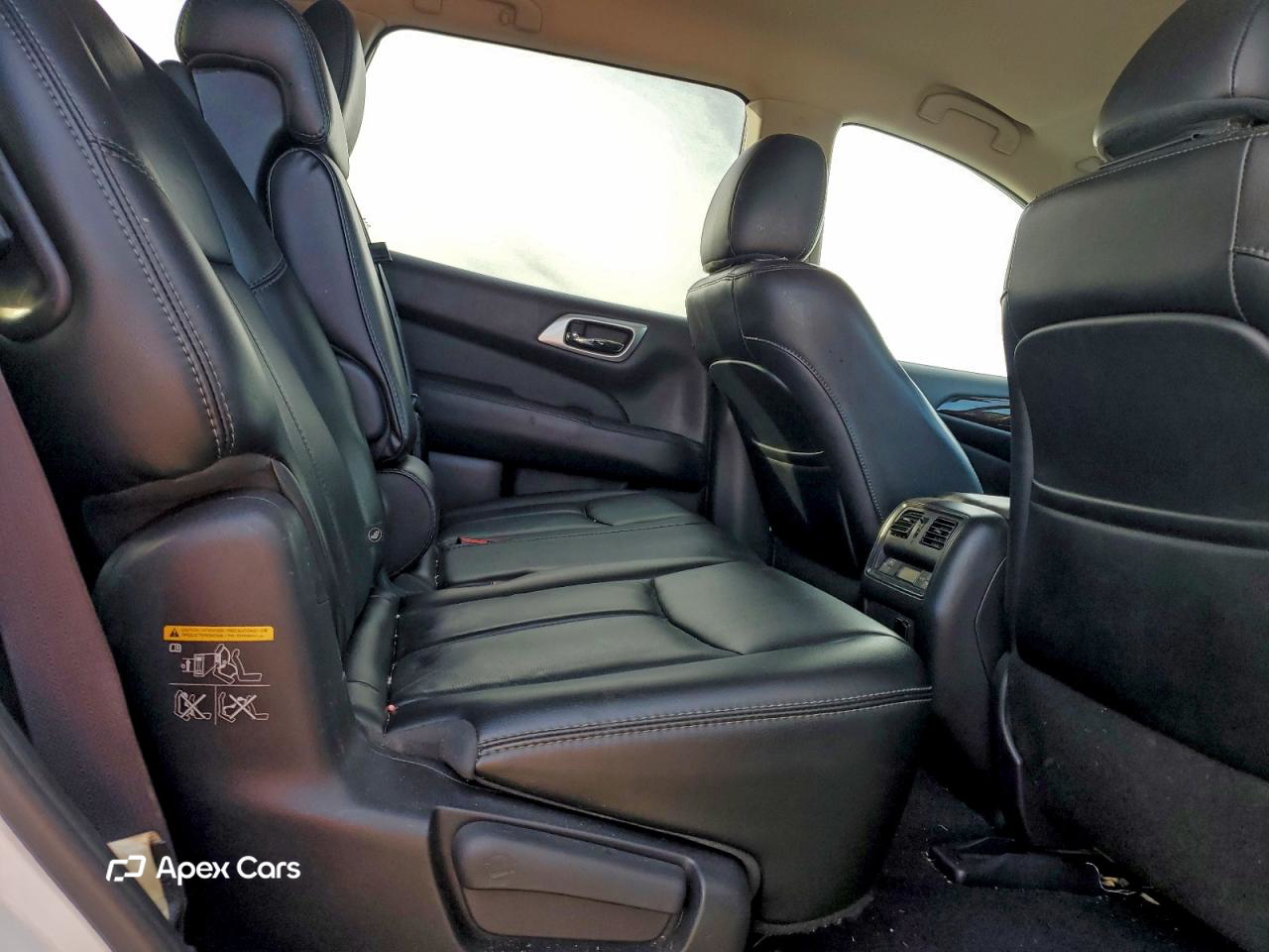 Nissan Pathfinder 2015