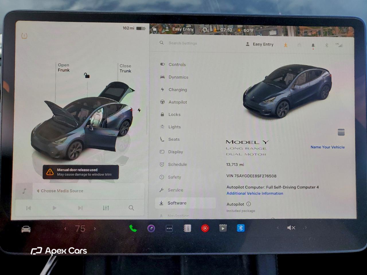 Tesla Model Y 2025