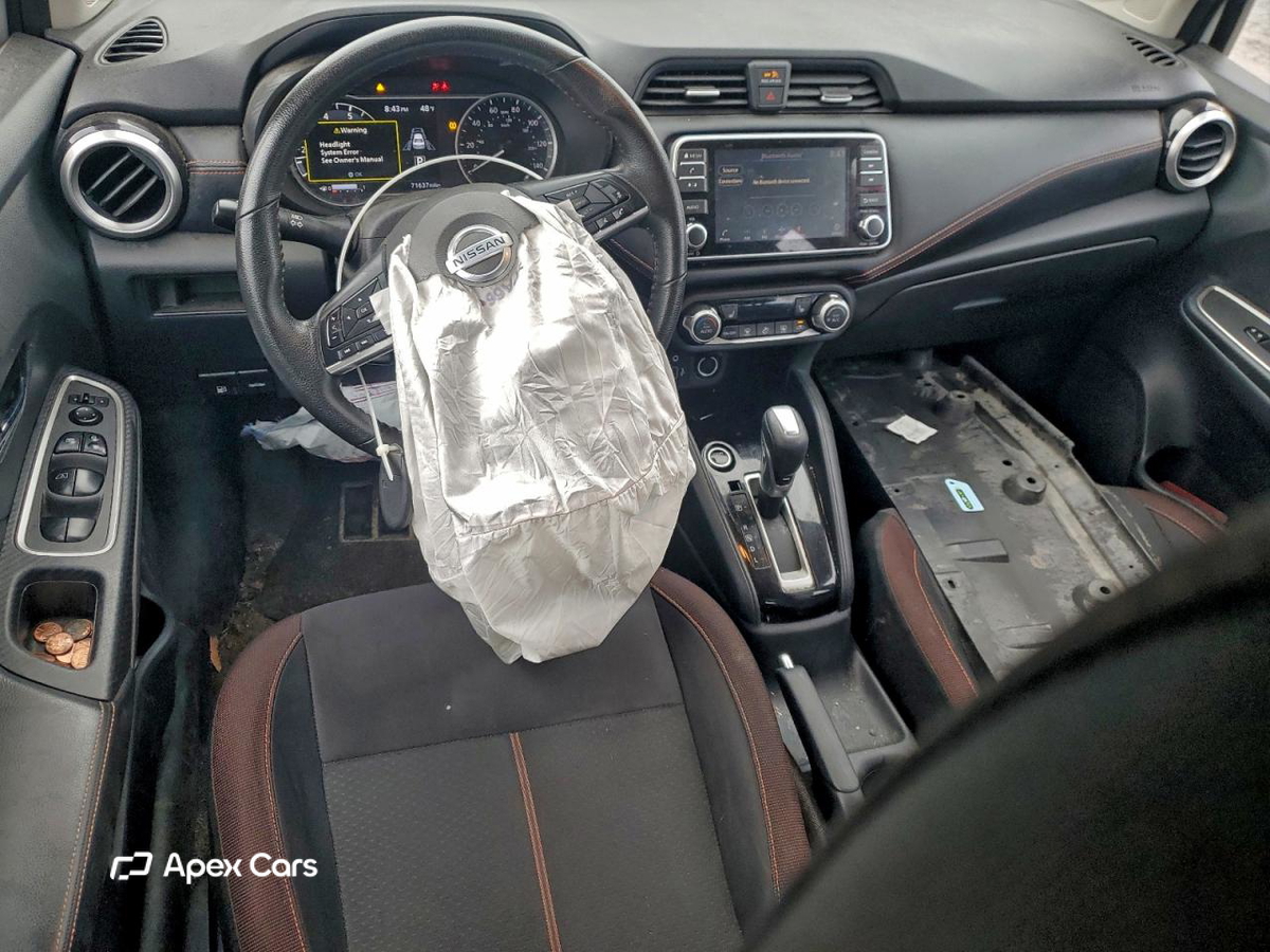 Nissan Versa 2021