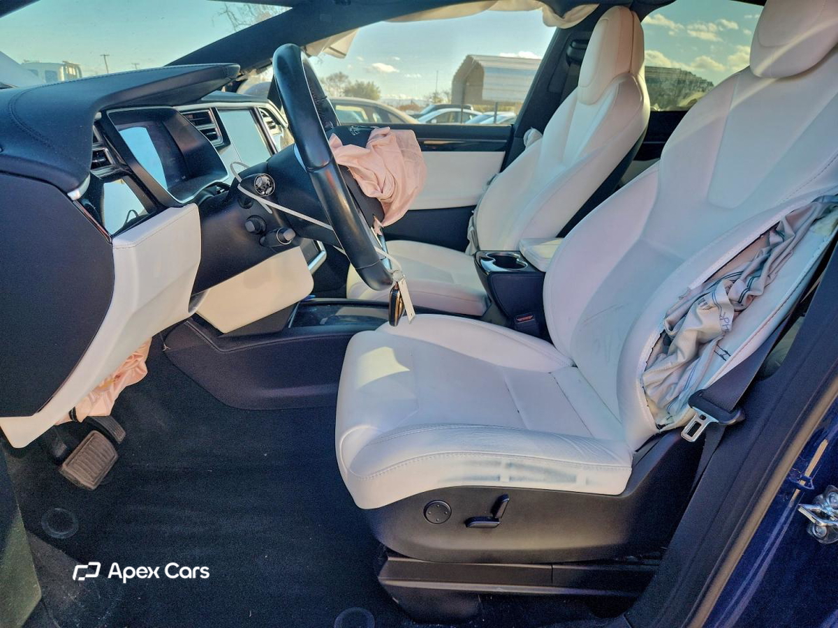Tesla Model X 2018