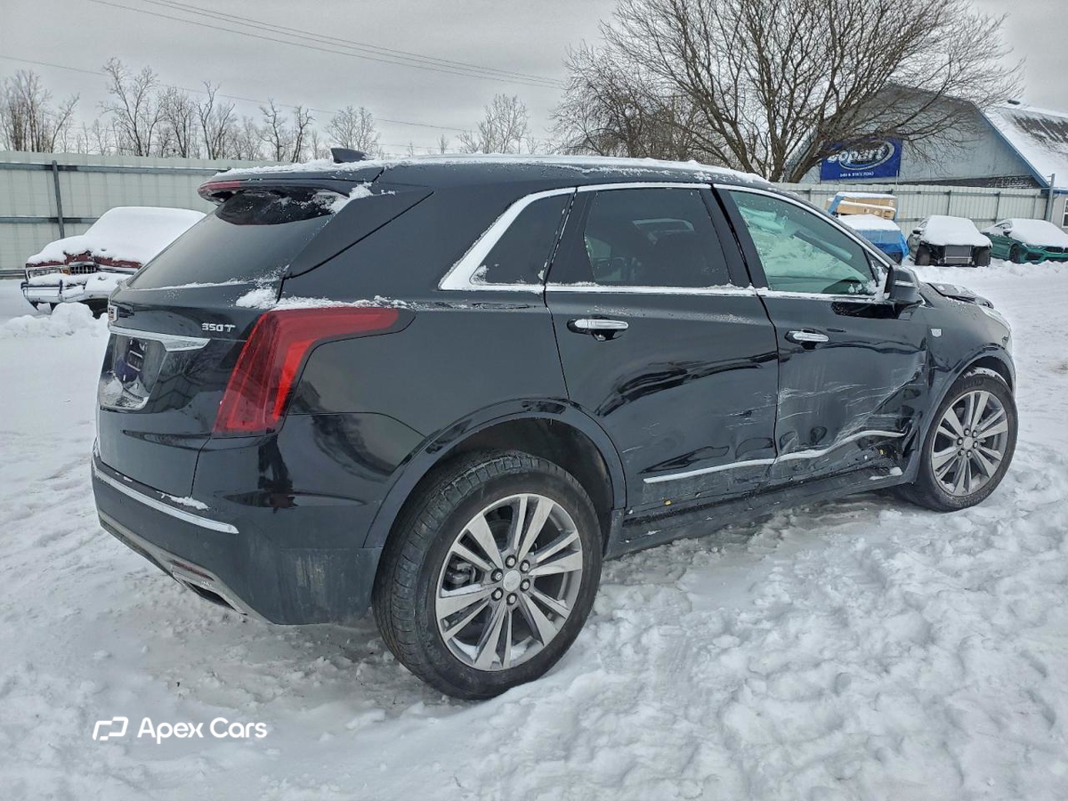 Cadillac XT5 2025