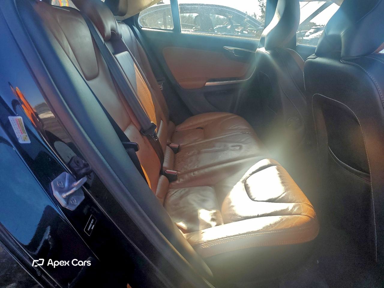 Volvo V60 2015