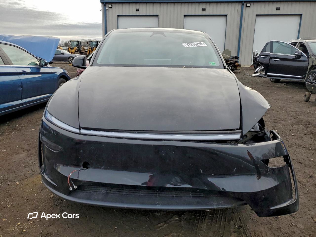 Tesla Model Y 2026