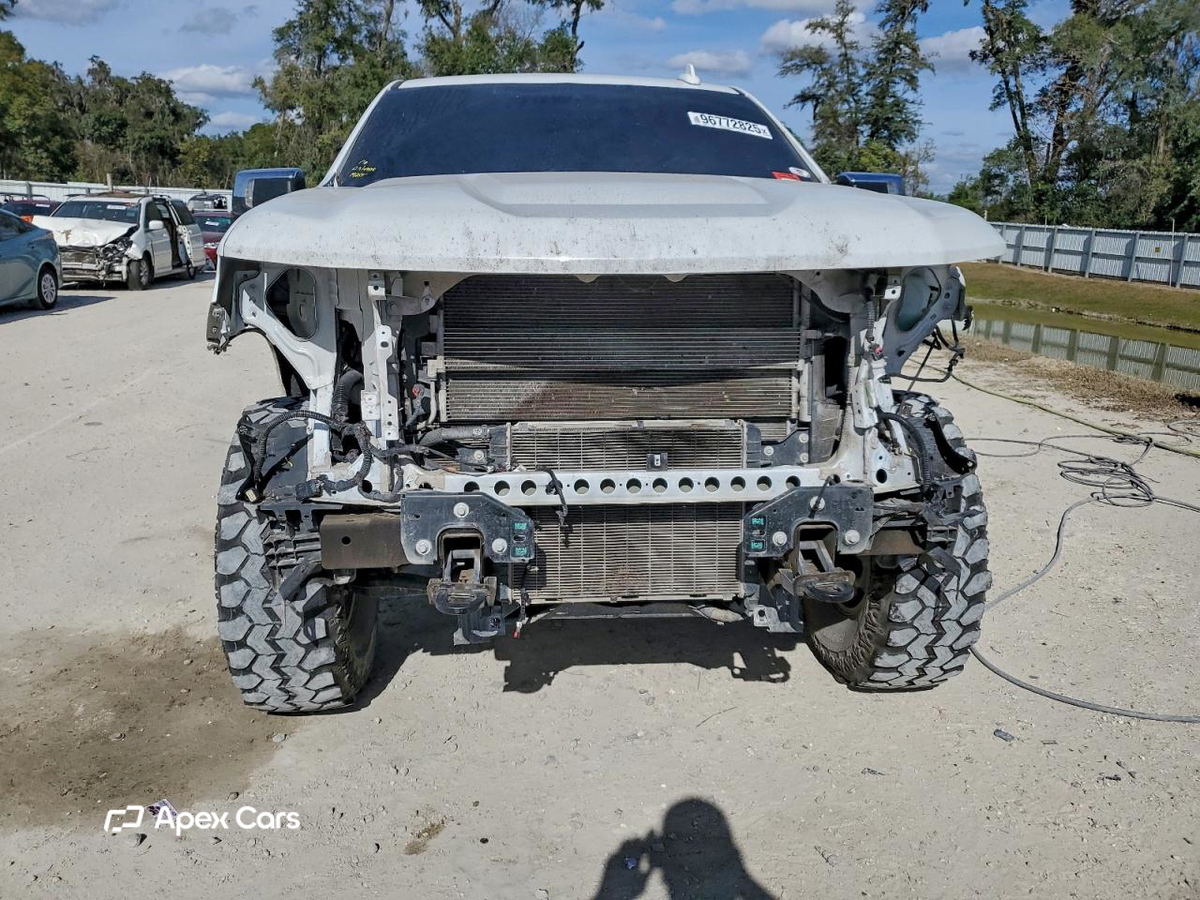 Chevrolet Silverado 2023