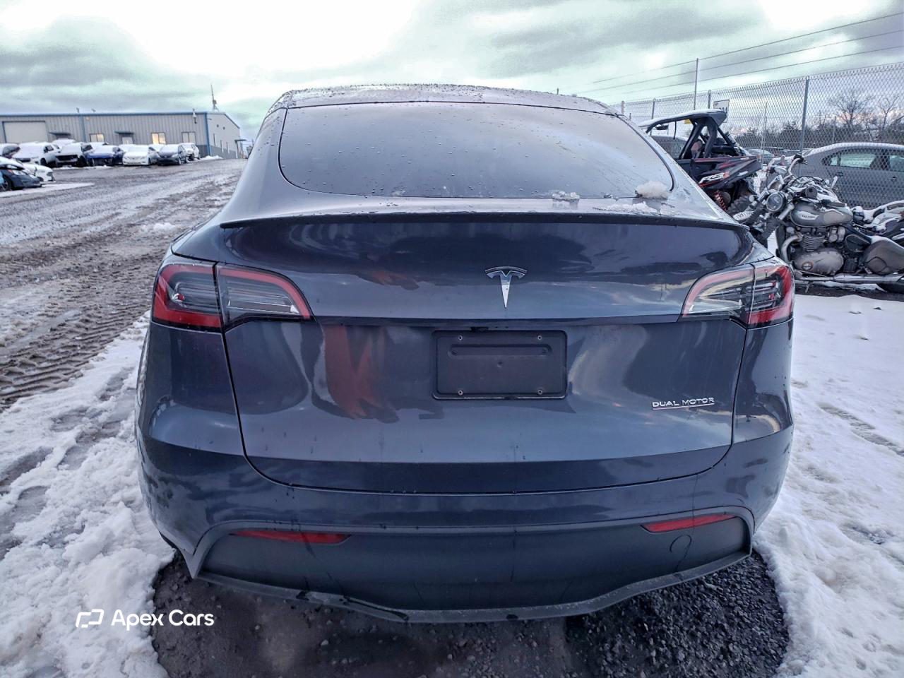 Tesla Model Y 2023