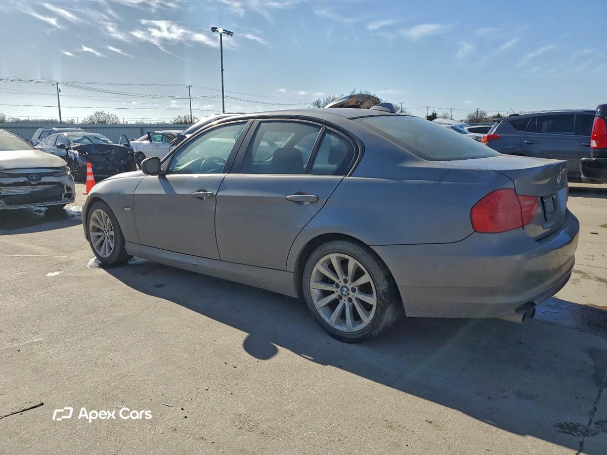 BMW Series 3 2011