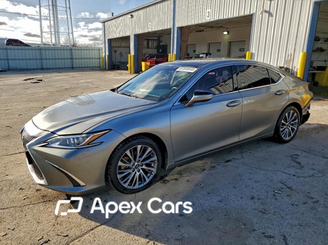 Lexus ES 2019 - Image 1 of 13