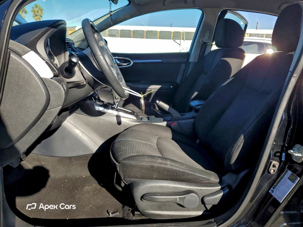 Nissan Sentra 2019