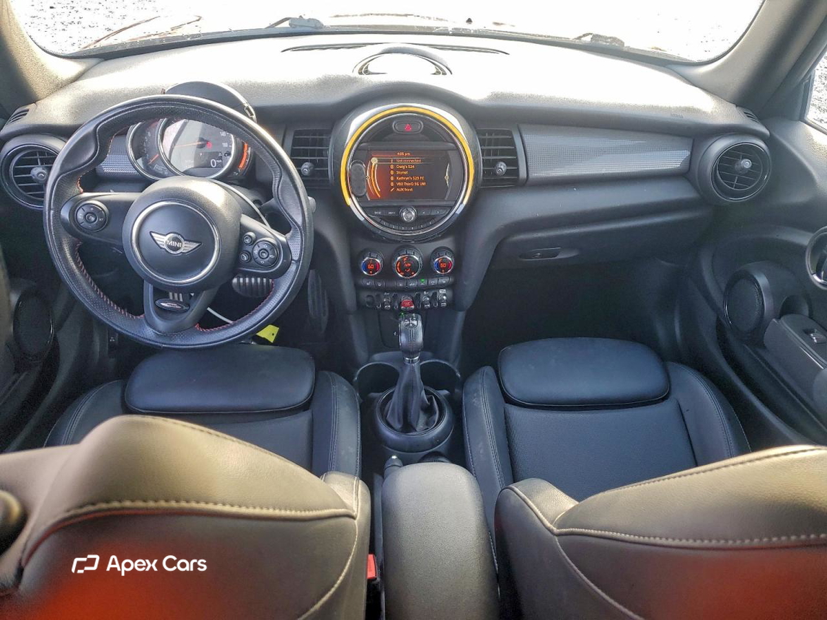 MINI Cooper 2018