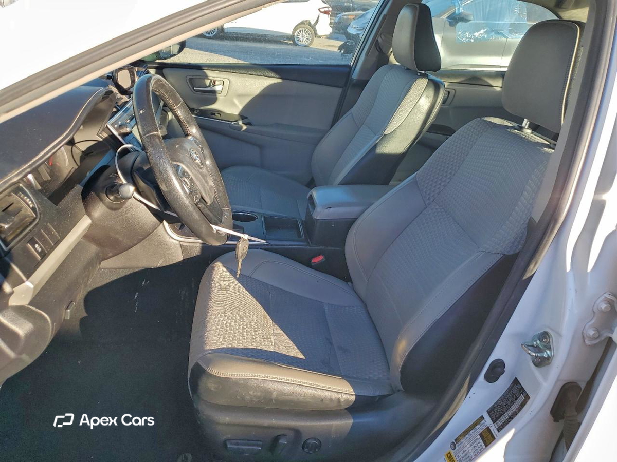 Toyota Camry 2015