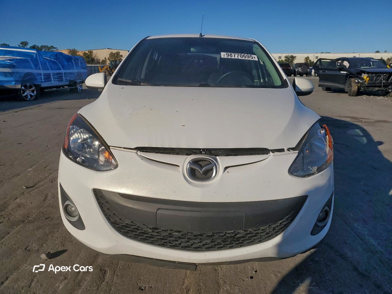 Mazda 2 2011