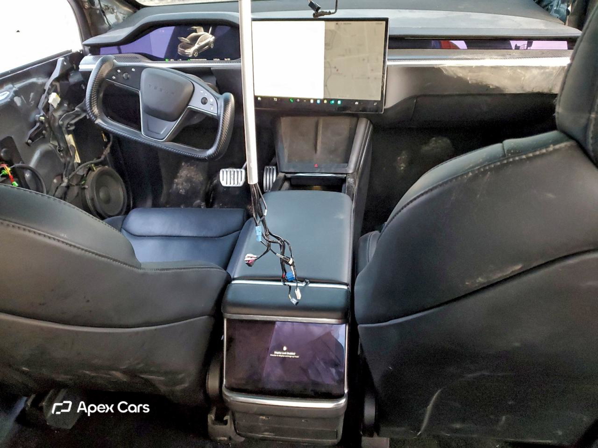 Tesla Model X 2022