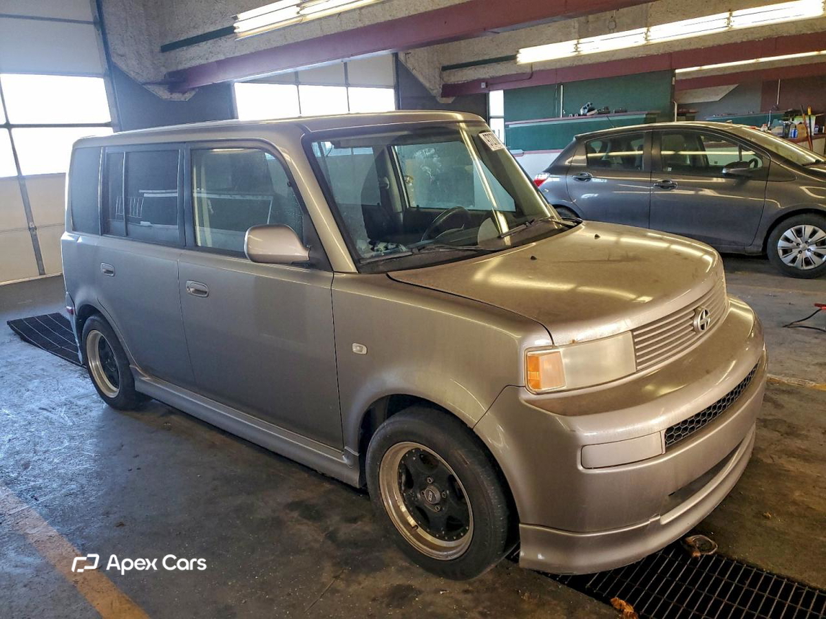 Toyota  2005