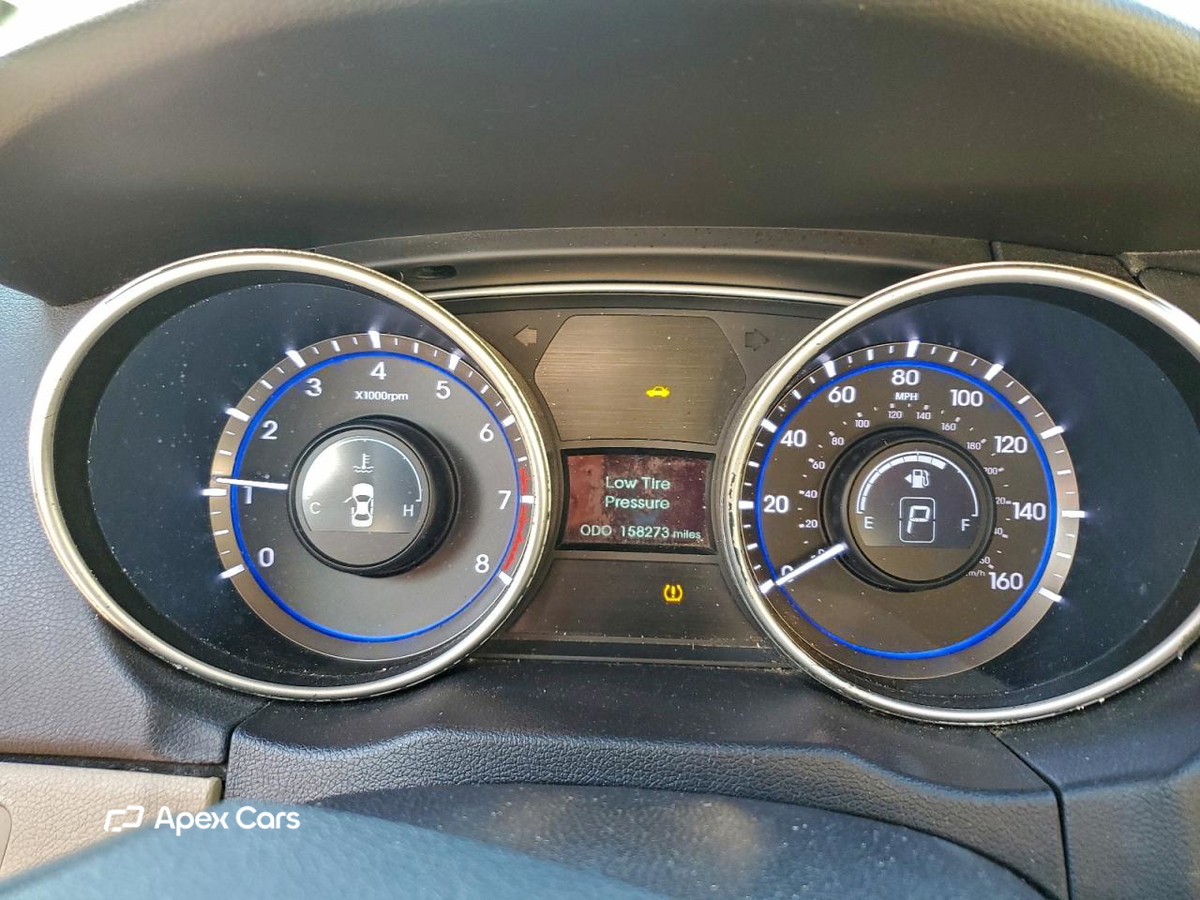 Hyundai Sonata 2011